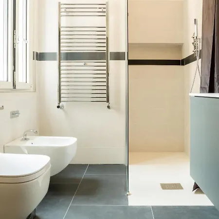 The Rent - Attic With Terrace In Downtown Lejlighed Milano