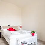 The Rent - Attic With Terrace In Downtown Μιλάνο