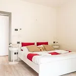 The Rent - Attic With Terrace In Downtown Διαμέρισμα