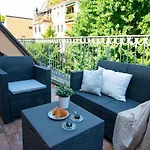 The Rent - Attic With Terrace In Downtown Διαμέρισμα Μιλάνο