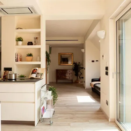 The Rent - Attic With Terrace In Downtown 公寓 米兰
