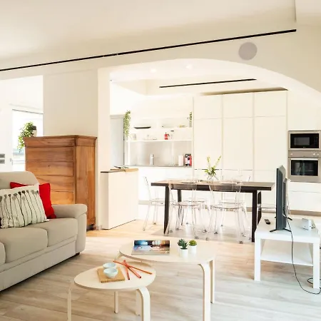 The Rent - Attic With Terrace In Downtown *